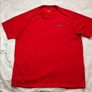 Under Armour Men’s Size LG Red Performance Tee